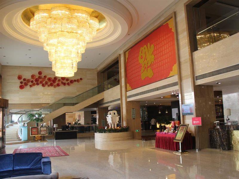 Weifang Ramada Plaza Hotel Exterior foto